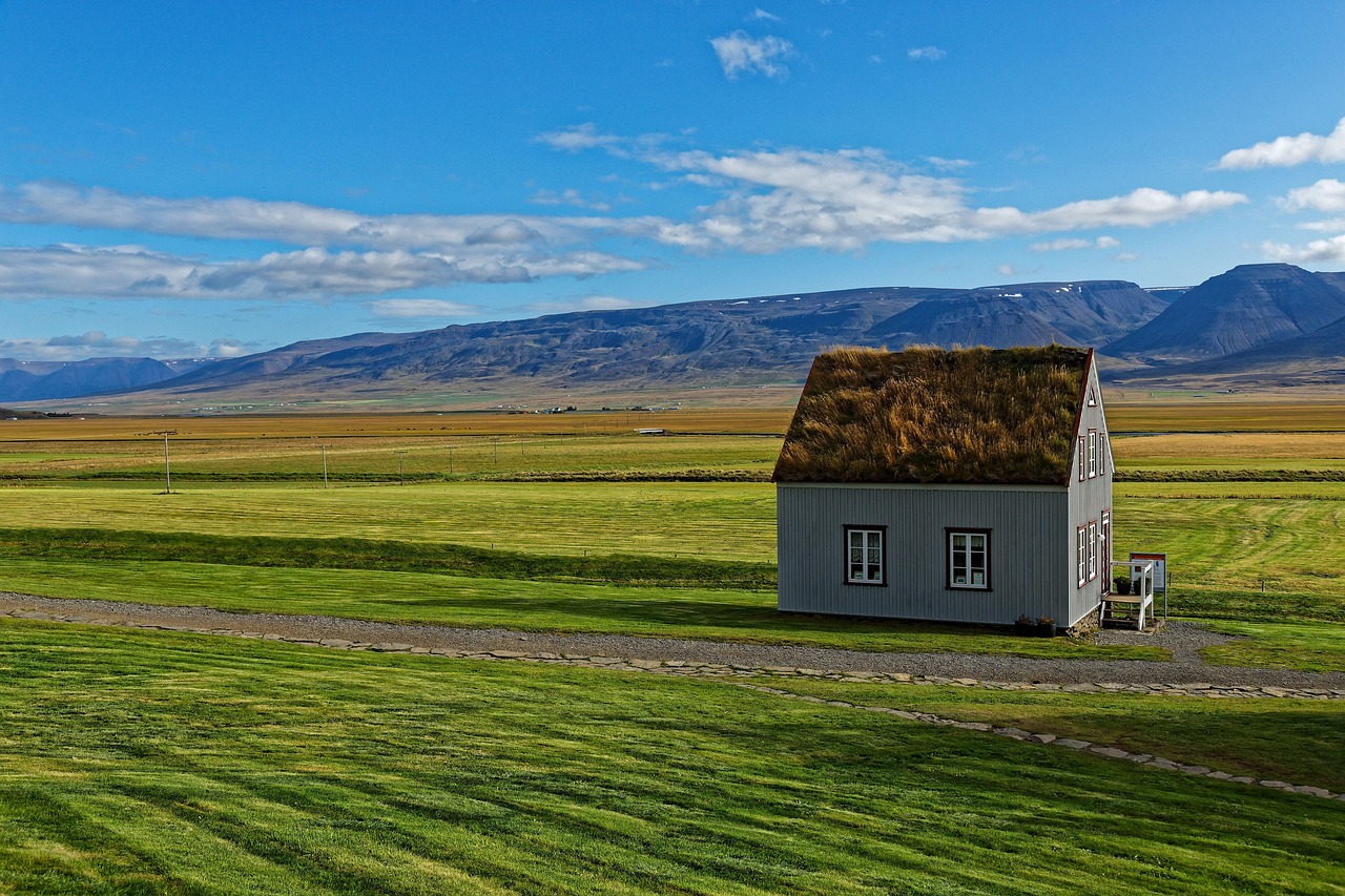 sustainable travel in iceland