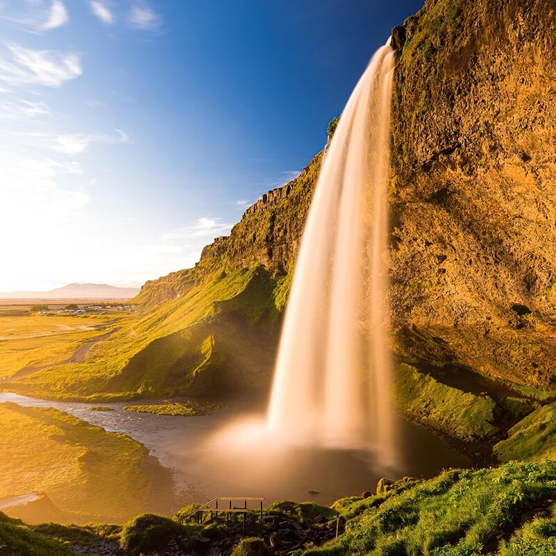 Majestic waterfall tour stop included in DMC Iceland itineraries